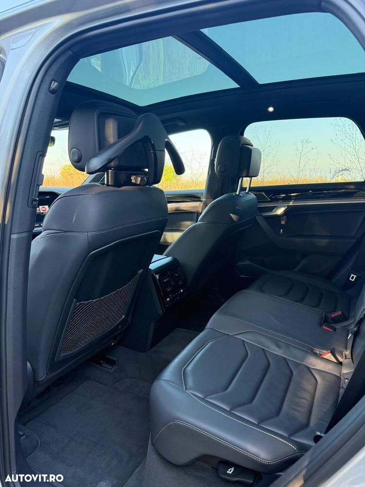 Volkswagen Touareg 3.0 V6 TDI SCR 4Motion Automatik R-Line - 27