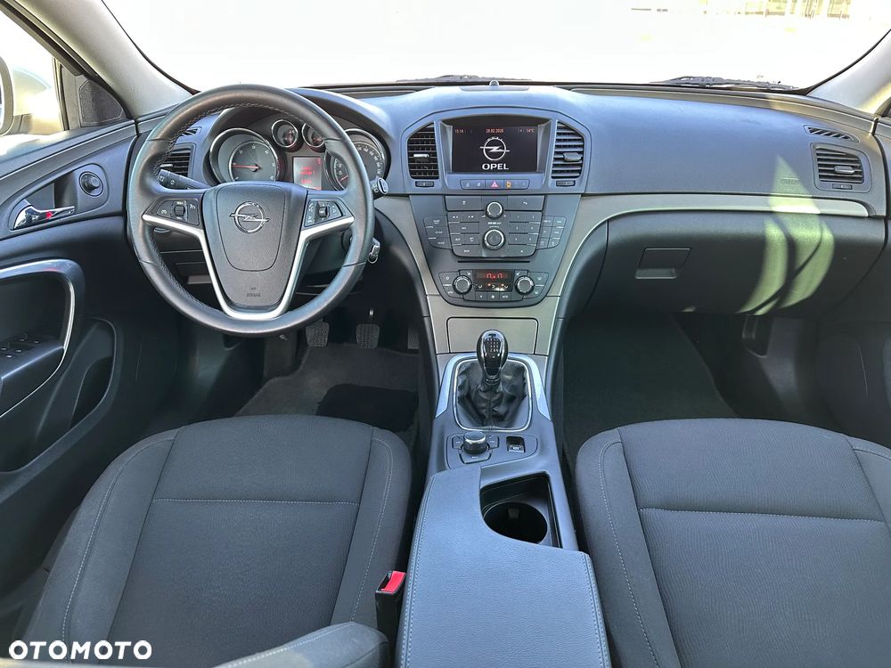 Opel Insignia 2.0 CDTI - 17