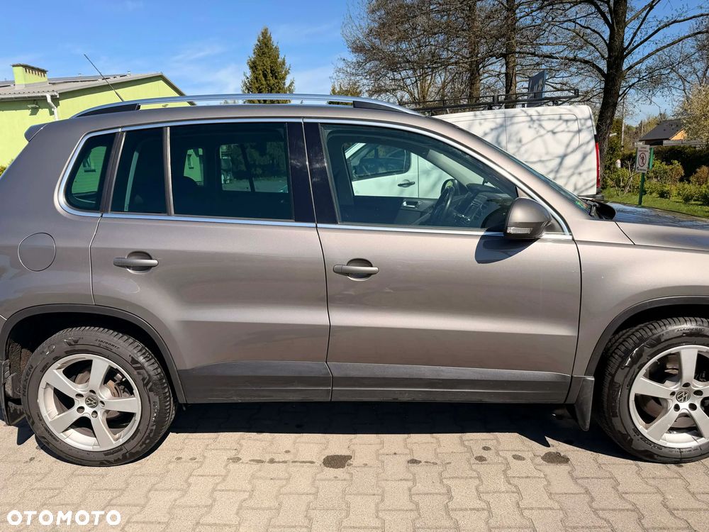 Volkswagen Tiguan 2.0 TDI DPF 4Motion Track & Avenue - 8