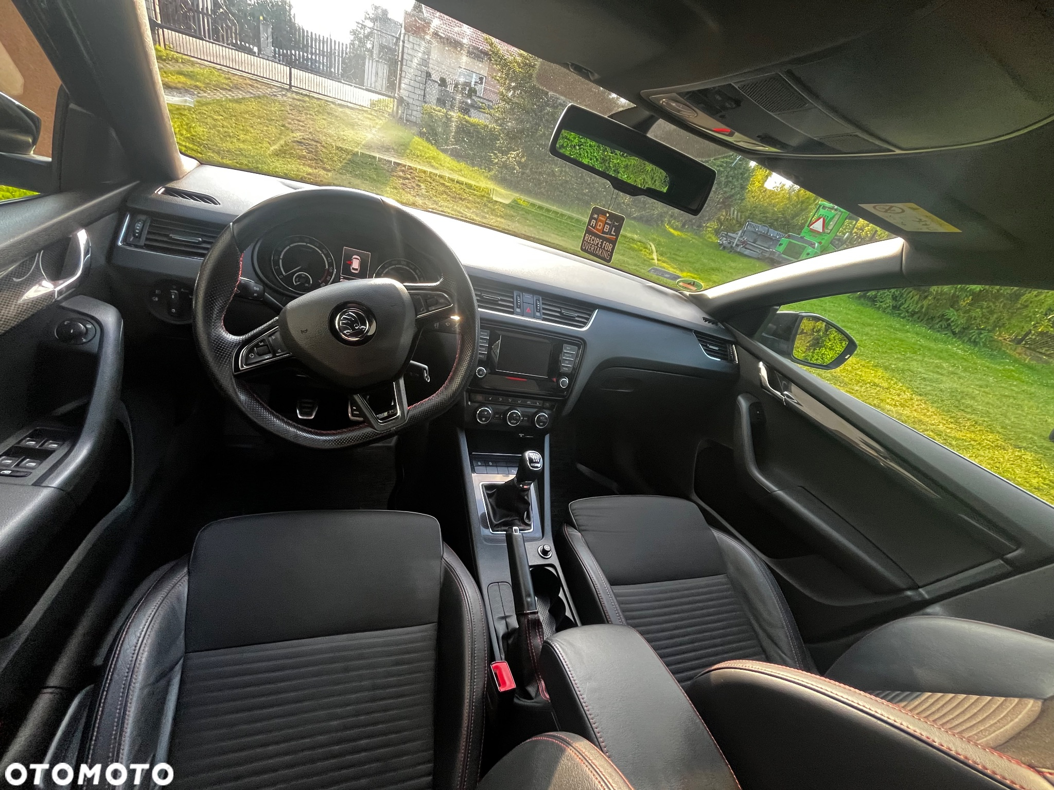 Skoda Octavia Combi 2.0 TDI RS - 12