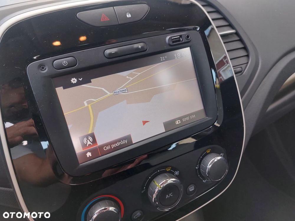 Renault Captur ENERGY TCe 90 Experience - 10