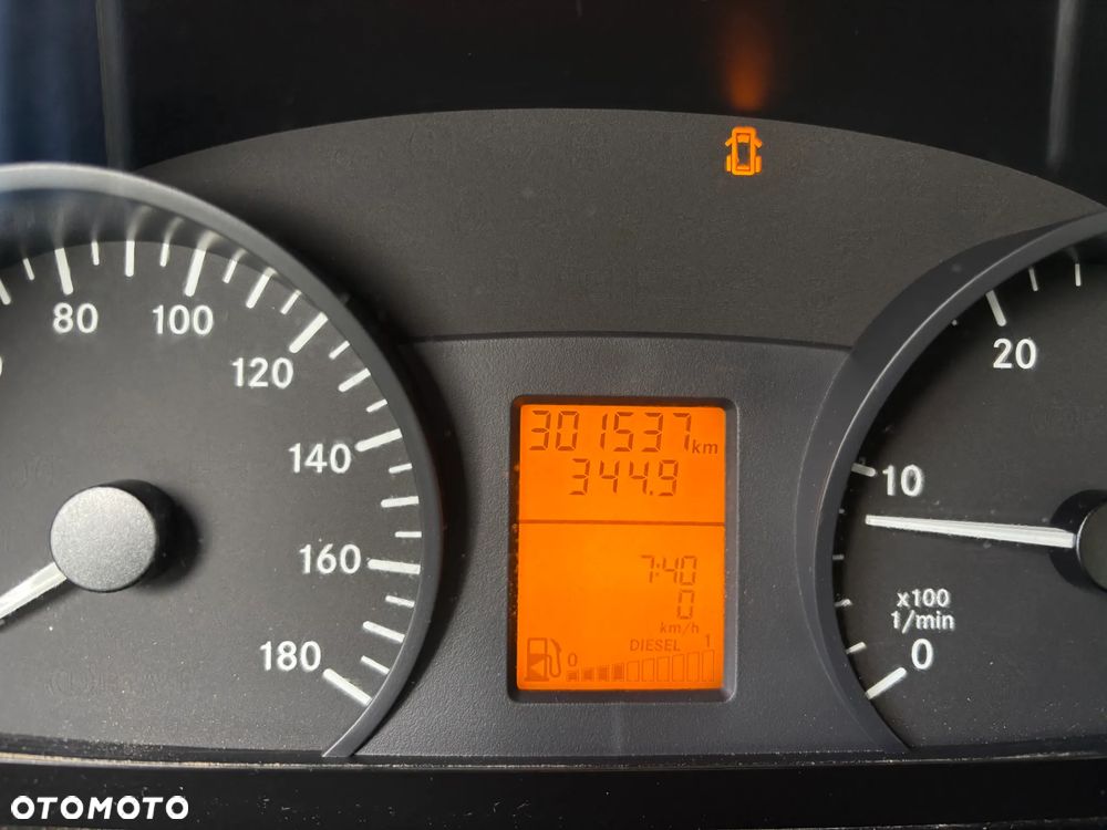 Mercedes-Benz Sprinter 514**Kontener**Winda**Klimatyzacja**Sprowadzony - 13