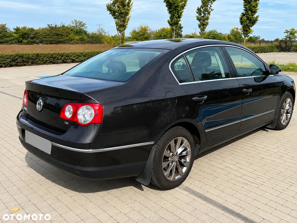 Volkswagen Passat 1.4 TSI Comfortline DSG - 3