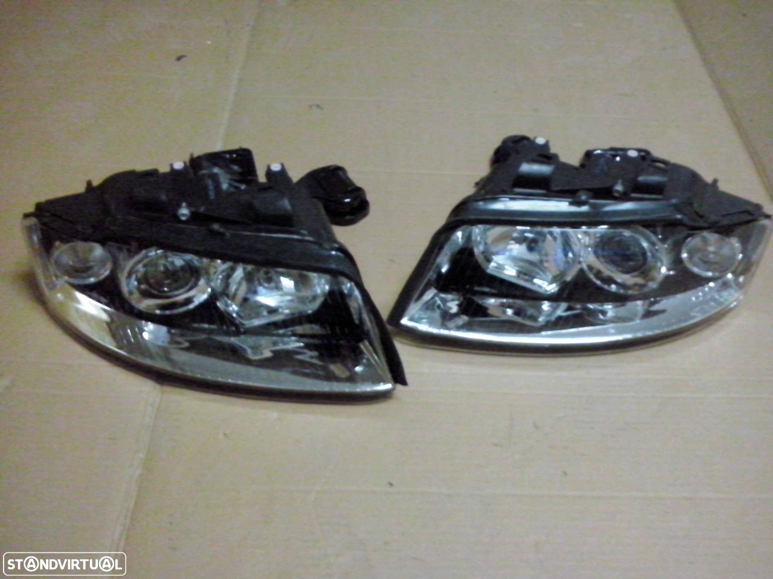 Faróis Farol da frente Audi A4 B6 2001 até 2005 (Novos) - 2