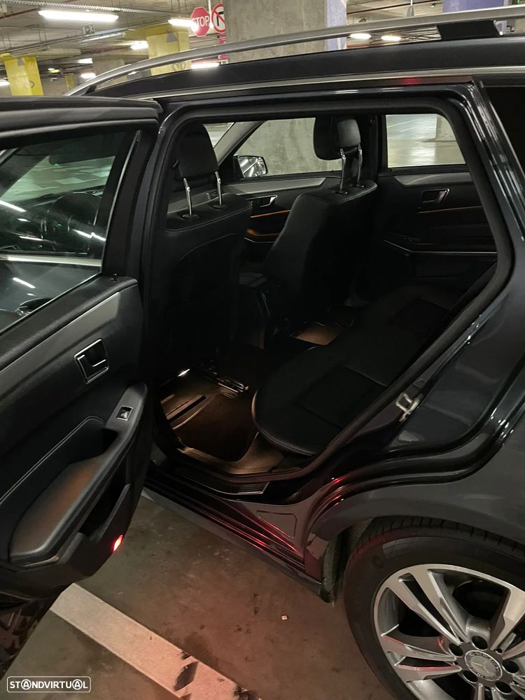 Mercedes-Benz E 220 CDi Elegance BE Auto.140g - 12
