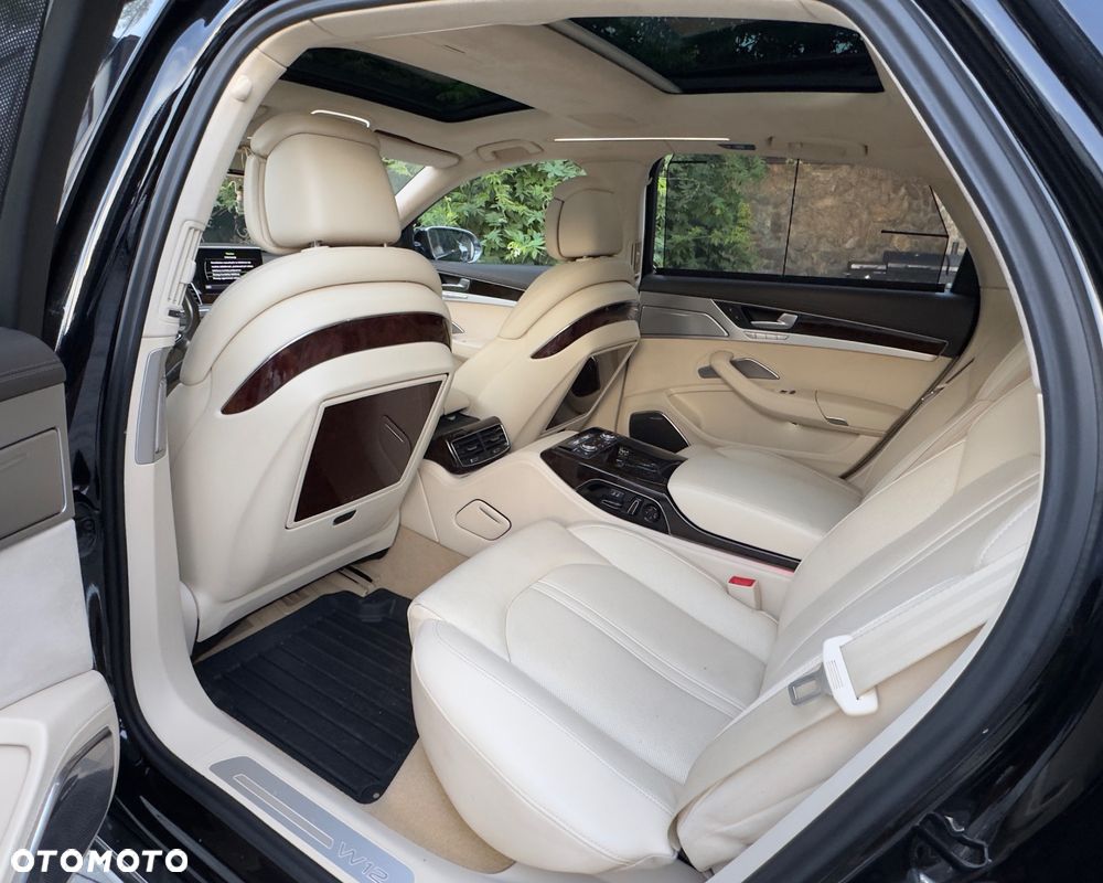 Audi A8 6.3 W12 FSI L Quattro - 12