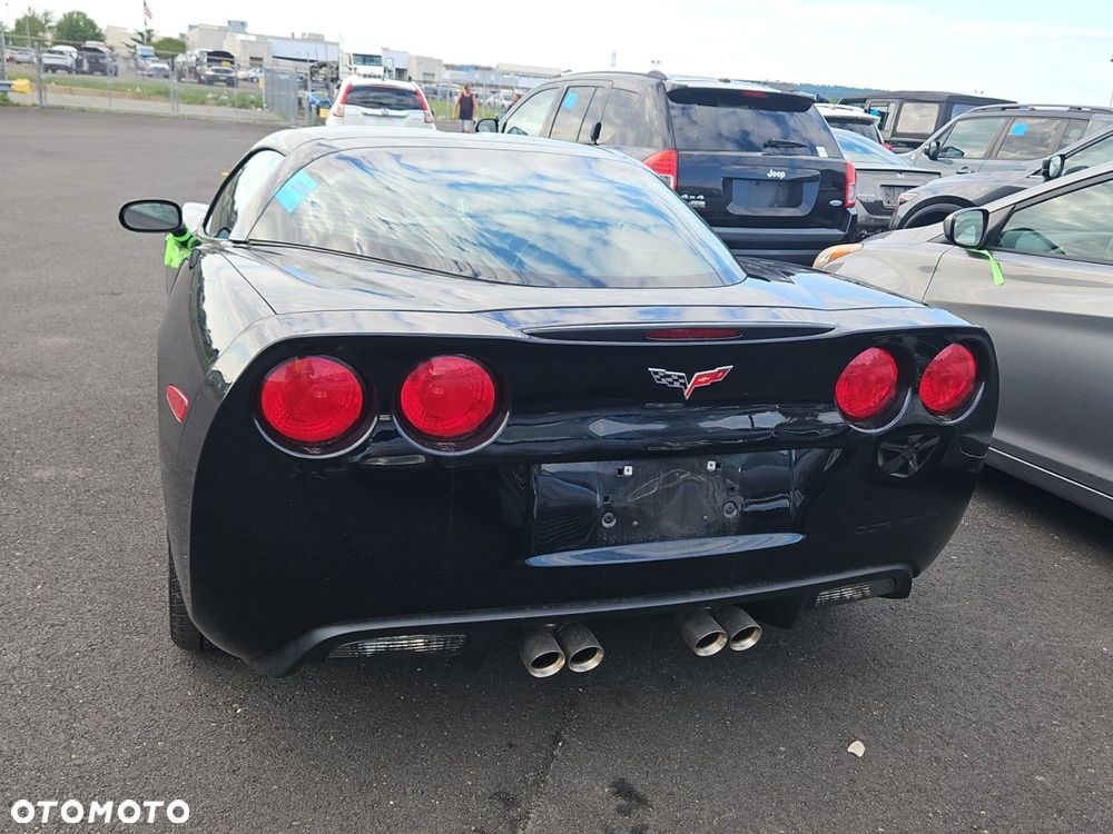 Chevrolet Corvette - 6