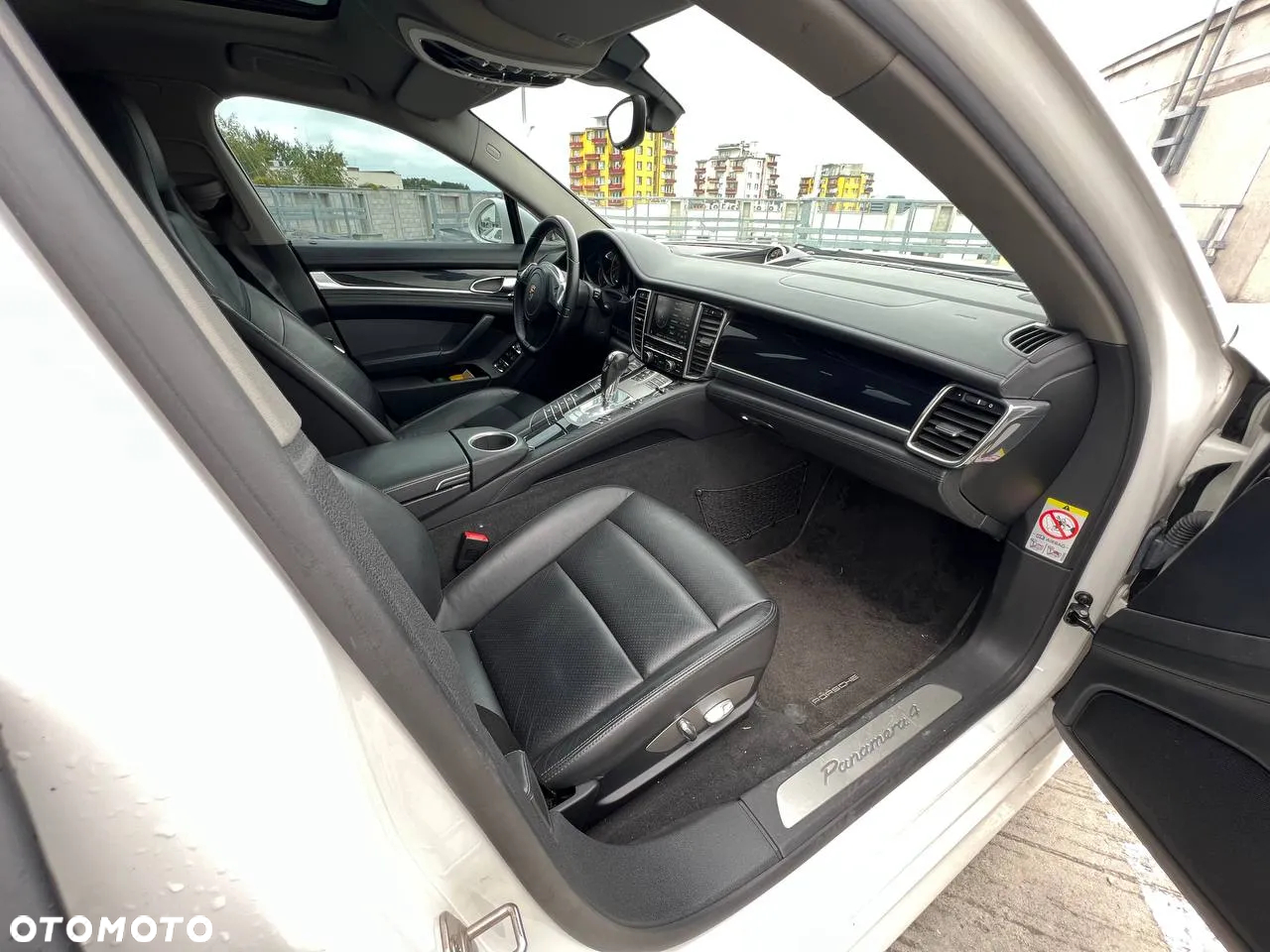 Porsche Panamera 4 PDK - 9