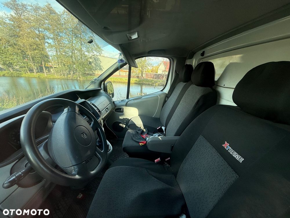 Renault Trafic - 11