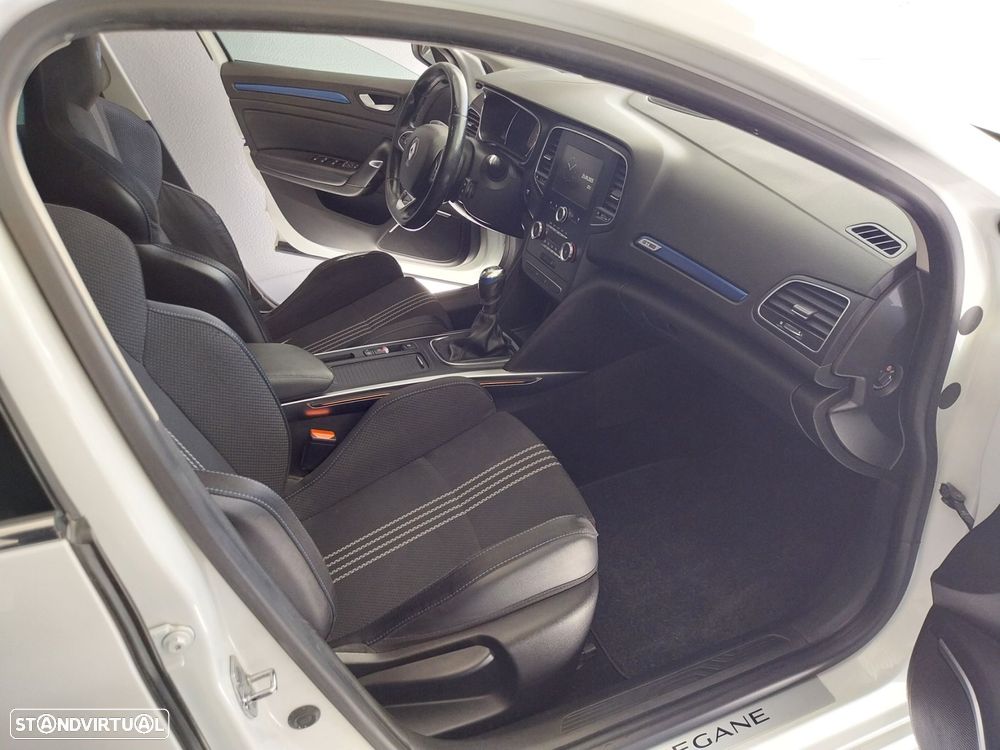 Renault Mégane Sport Tourer 1.5 dCi GT Line - 9