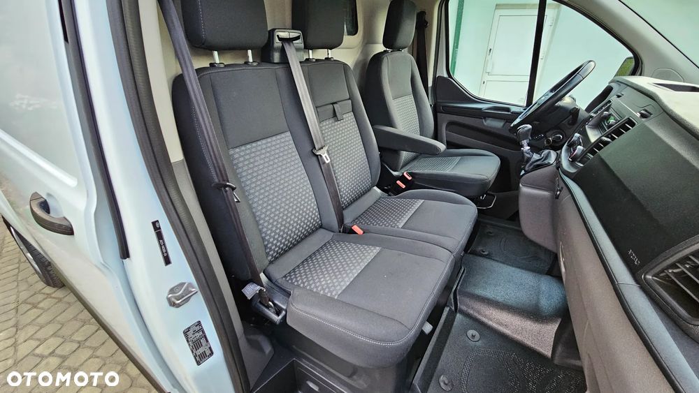 Ford Custom 2,0 TDCI L2 Długi Klima Webasto Kamera Podgrzewana Szyba Hak - 24
