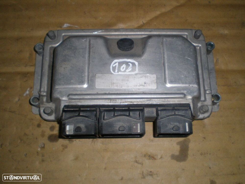 Centralina 9637838780 0261206246 CITROEN SAXO 2001 1.1I 60CV 5P AZUL BOSCH CITROEN SAXO 2000 1.1 I 60CV 5P CINZA BOSCH PEUGEOT 106 FASE 2 2002 1.1I 60CV 5P CINZA BOSCH - 1