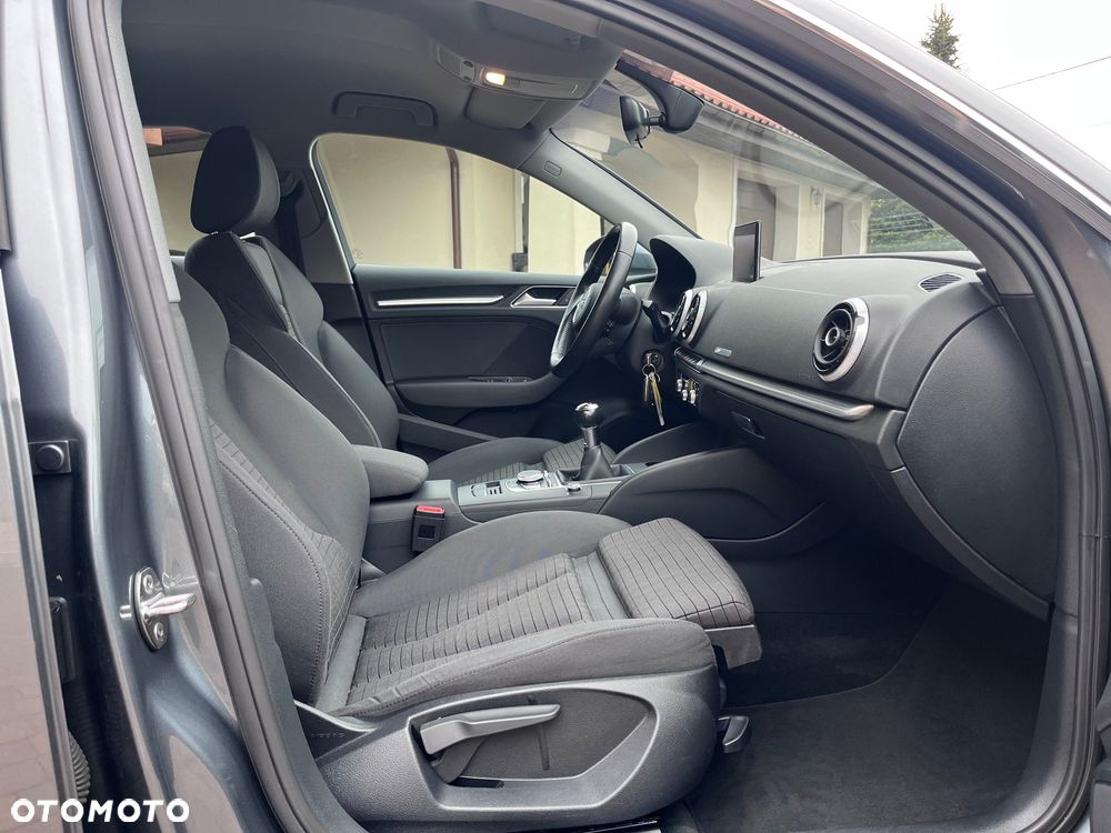 Audi A3 Sportback - 17