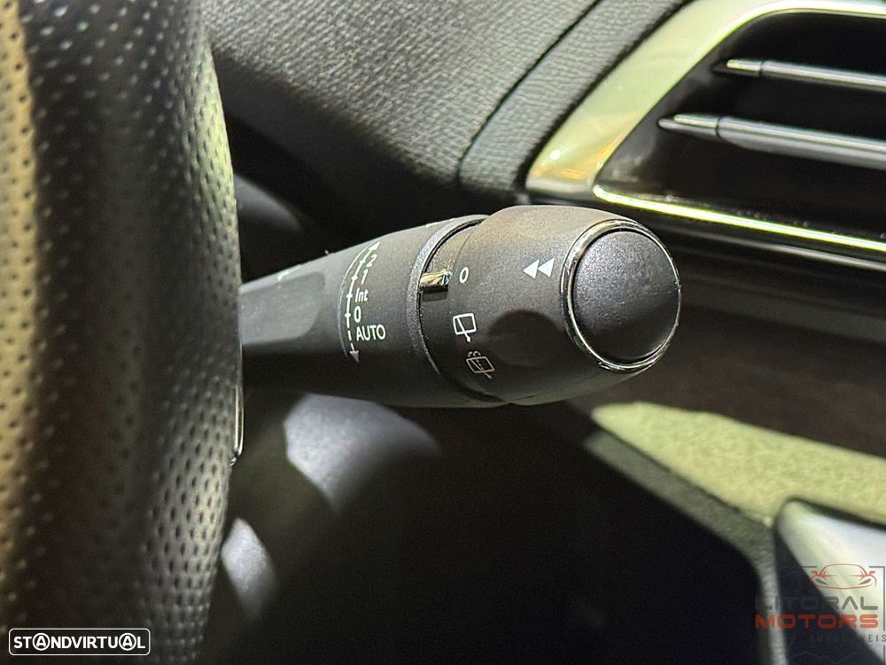 Peugeot 3008 1.2 Hybrid GT e-DCS6 - 25
