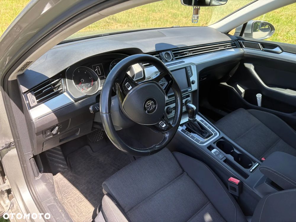 Volkswagen Passat ver-2-0-tdi-bmt-comfortline-dsg - 8