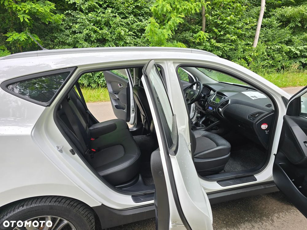 Hyundai ix35 1.7 CRDi 2WD Fifa World Cup Edition - 22
