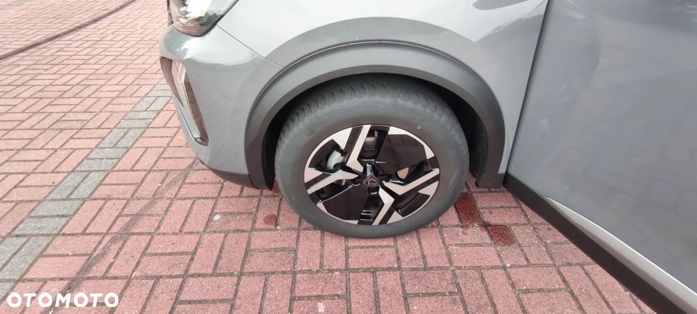Peugeot 2008 PureTech 130 Allure S&S EAT8 - 26