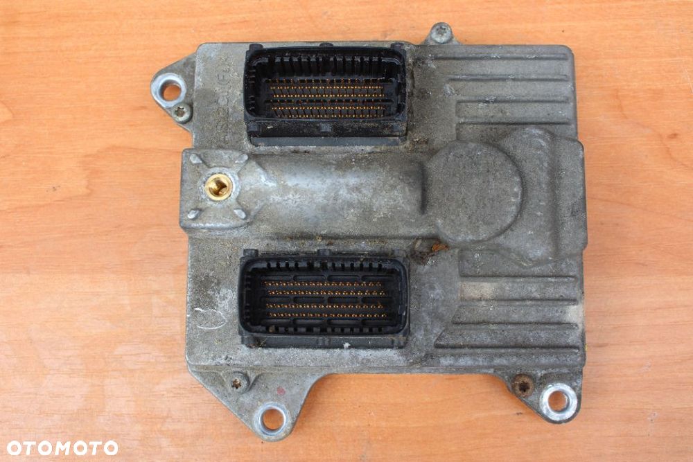 STEROWNIK SILNIKA OPEL VECTRA C 2.2 16V Z22YH 155KM 55558138 - 3