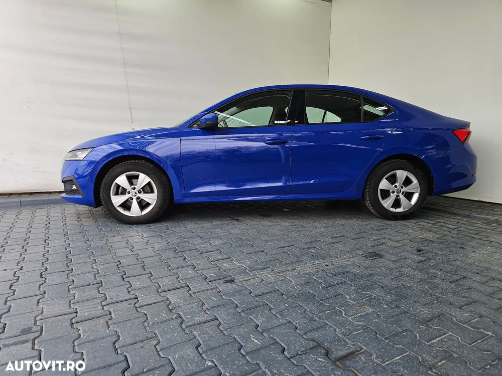 Skoda Octavia 2.0 TDI DSG Ambition - 2