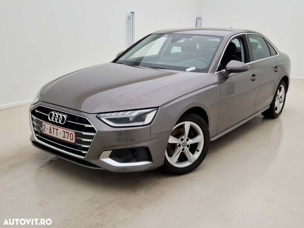 Audi A4 2.0 TDI S tronic - 1