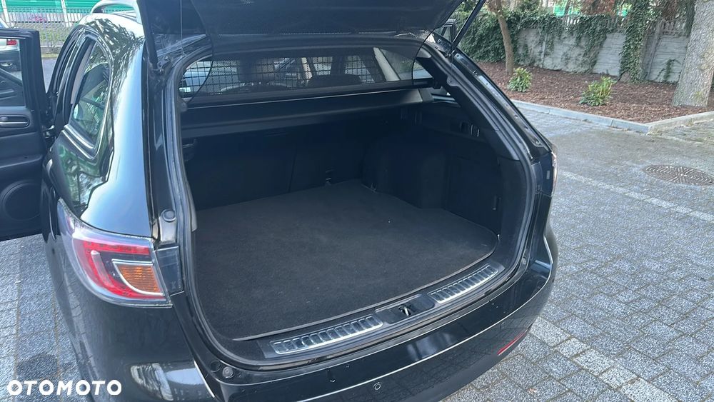 Mazda 6 2.0 CD Exclusive + - 9