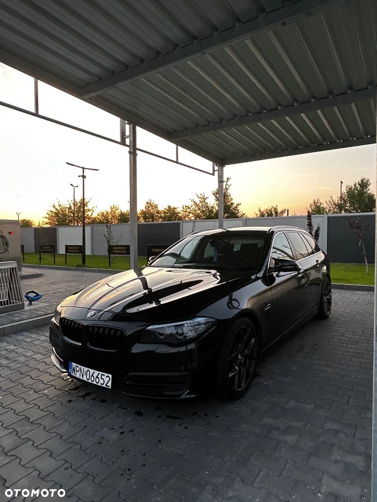 BMW Seria 5 520d xDrive - 8