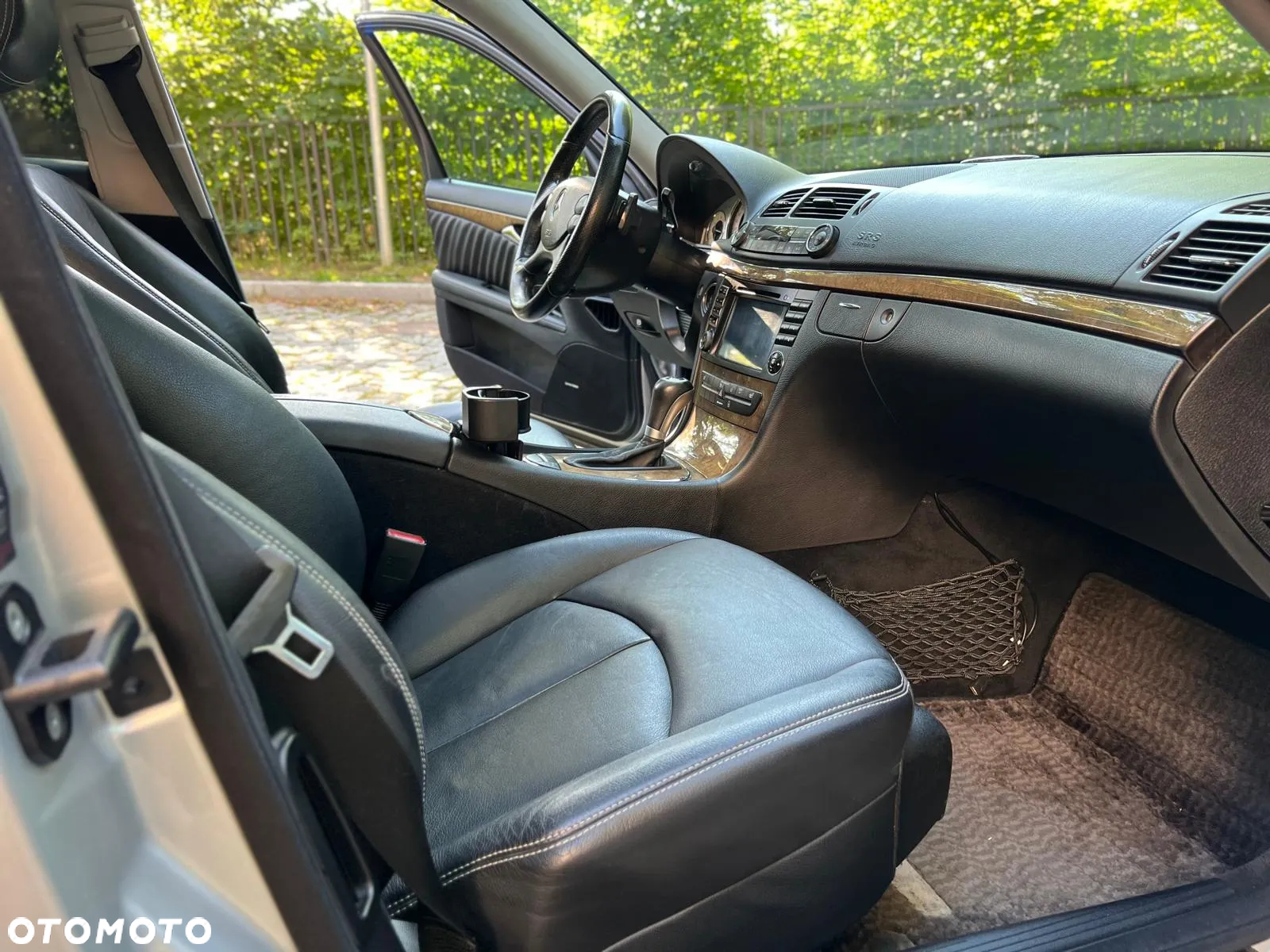 Mercedes-Benz Klasa E 500 T 7G-TRONIC Avantgarde - 21
