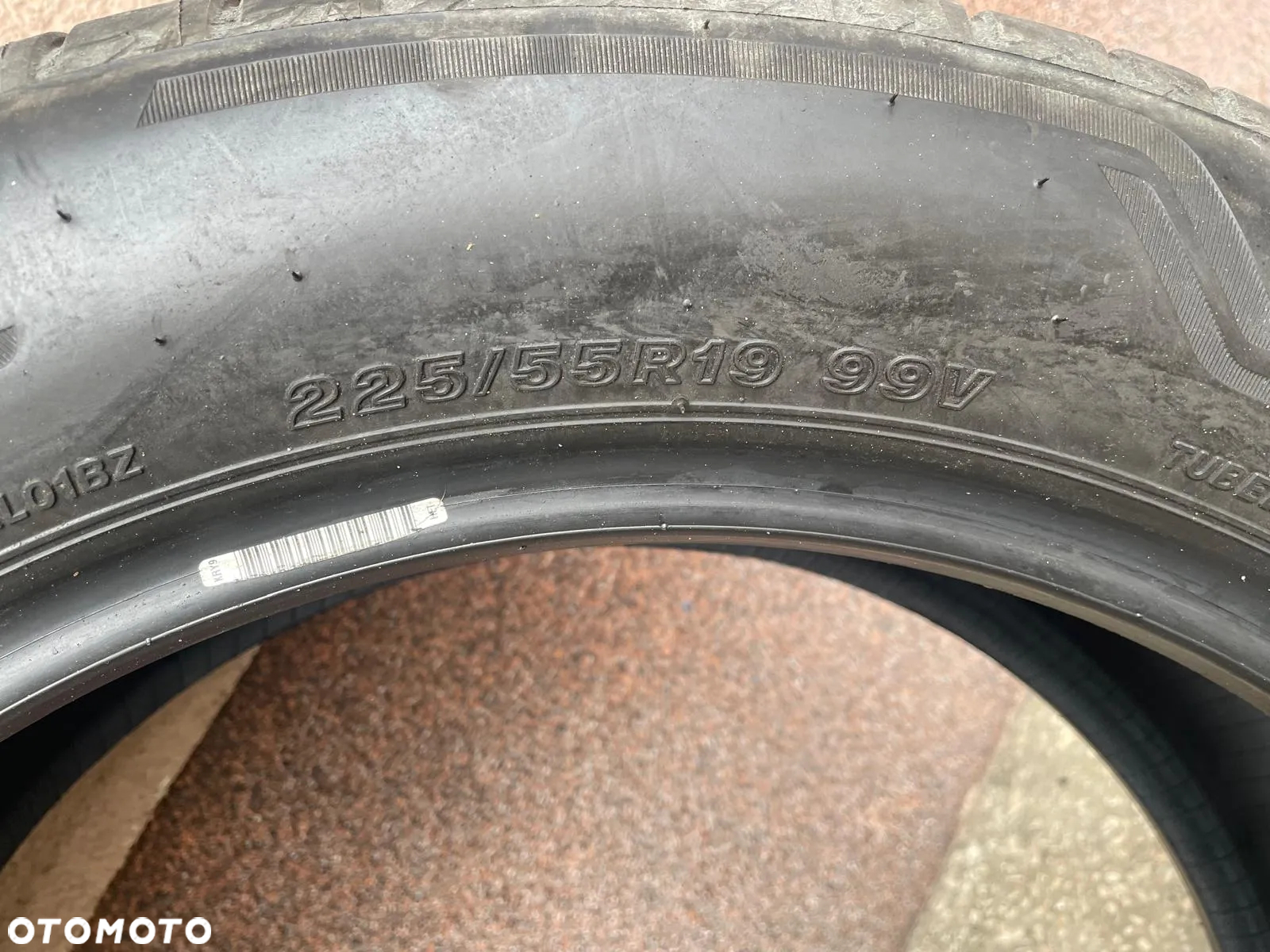 Opony Bridgestone Alenza 001 225/55 R19 99V 4 sztuki lato JAK NOWE - 2
