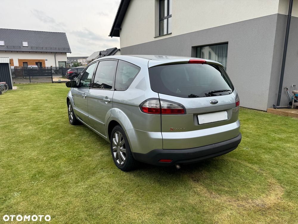 Ford S-Max - 4