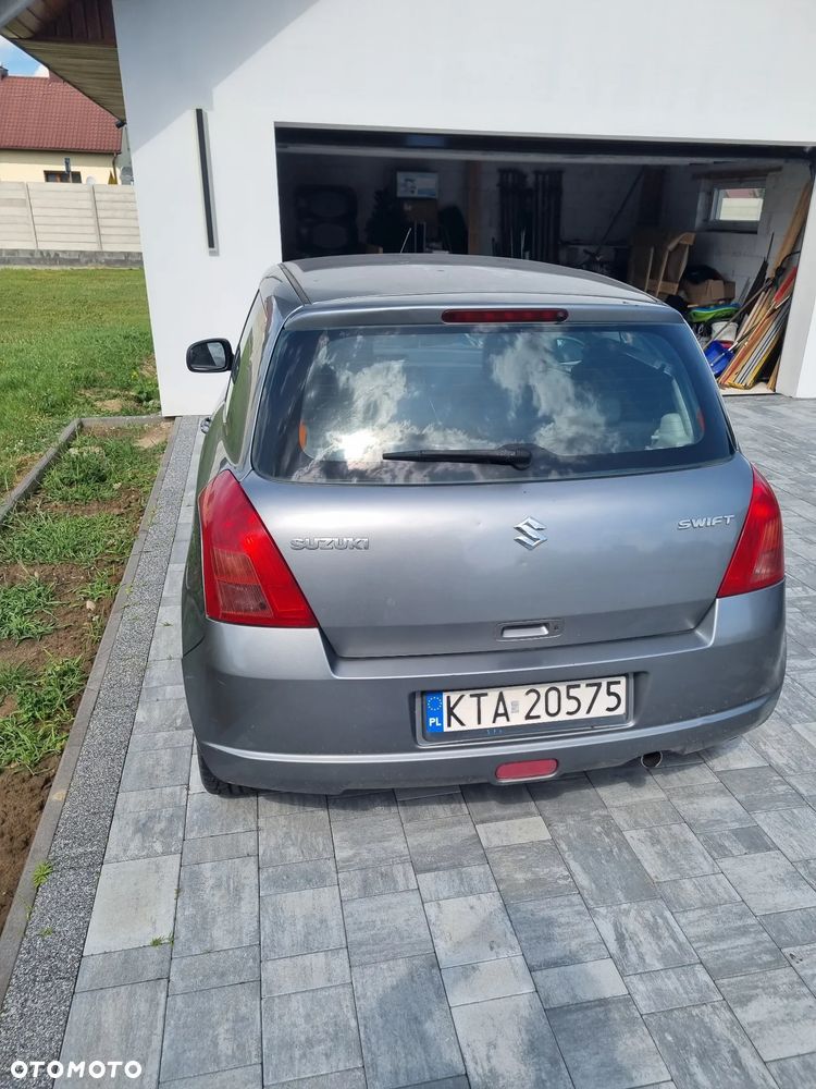 Suzuki Swift 1.5 GS - 3