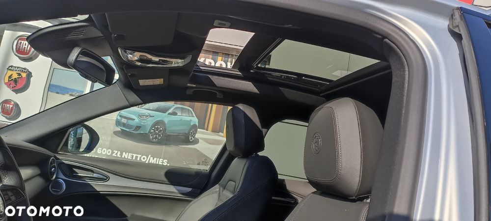 Alfa Romeo Stelvio 2.0 Turbo 16V AT8-Q4 Veloce - 6