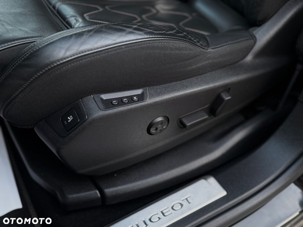 Peugeot 5008 BlueHDi 180 EAT8 GT - 20