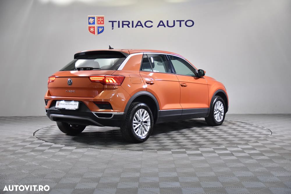 Volkswagen T-Roc - 6