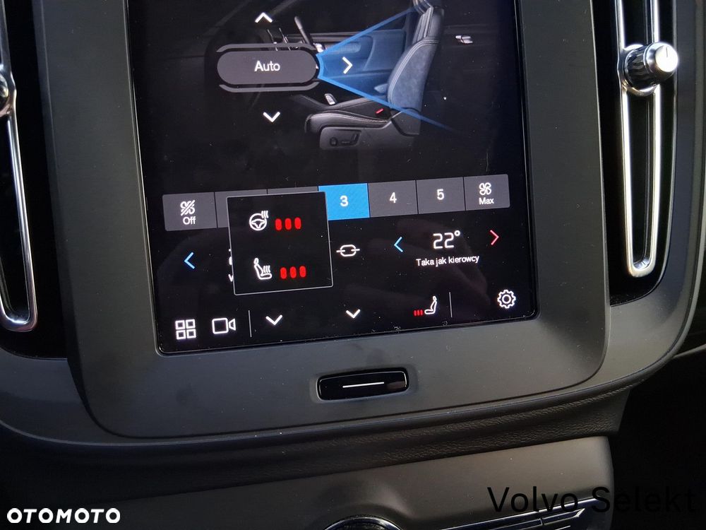 Volvo XC 40 - 25