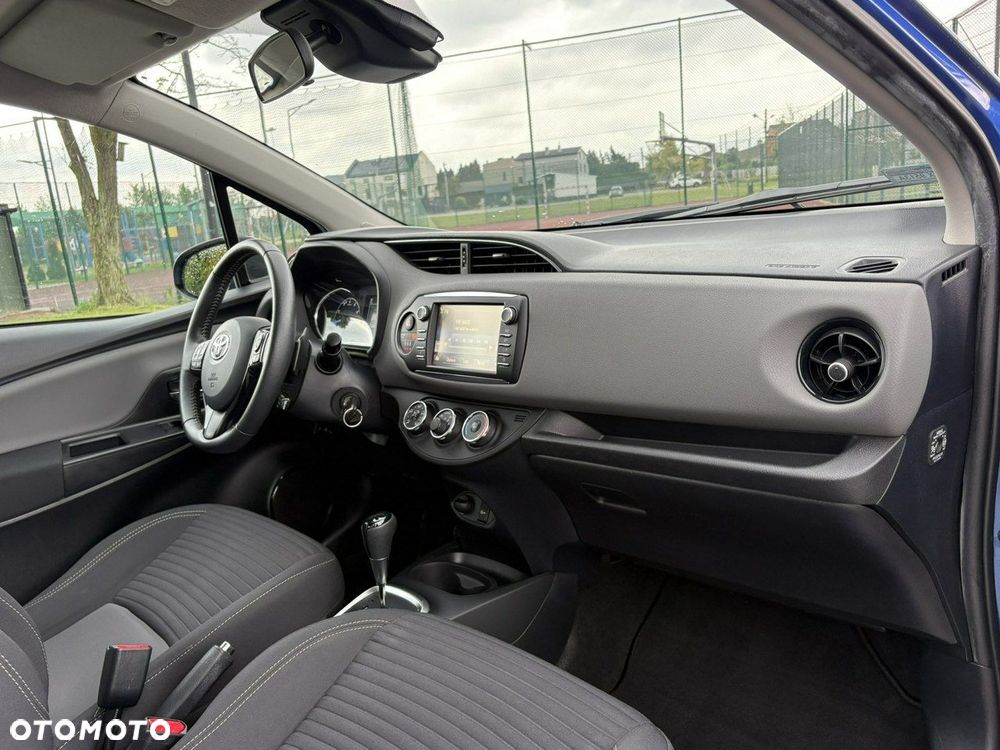 Toyota Yaris - 14