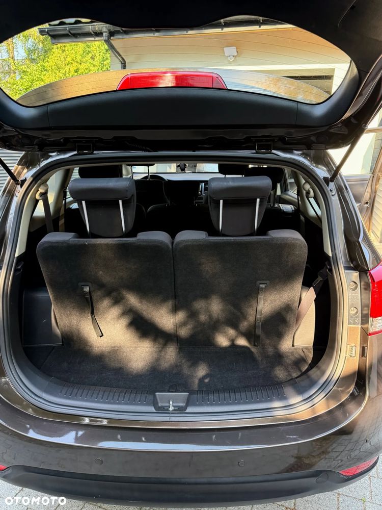 Kia Carens 1.6 GDI M 7os - 20