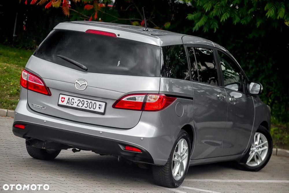 Mazda 5 - 8