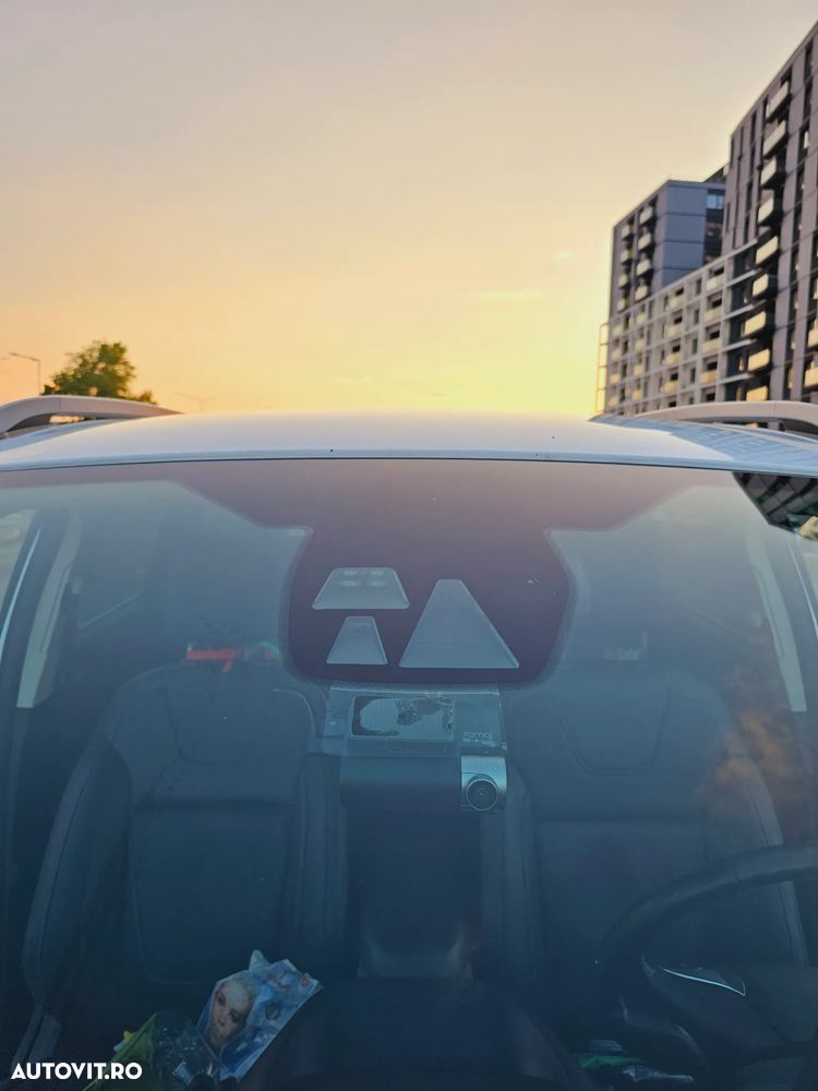 Ford Kuga 2.0 TDCi 4x4 Aut. Titanium - 5