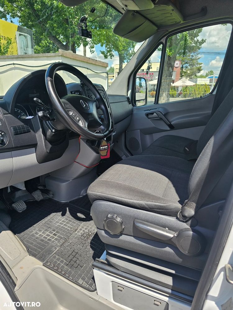 Mercedes-Benz Sprinter - 7
