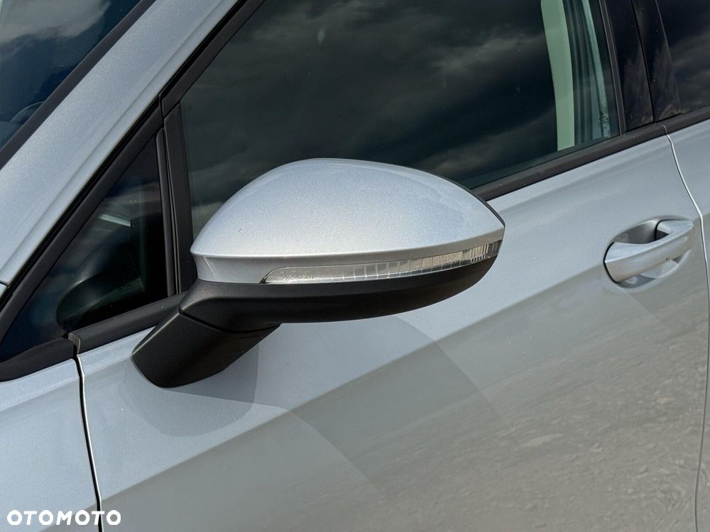 Volkswagen Golf Variant - 10