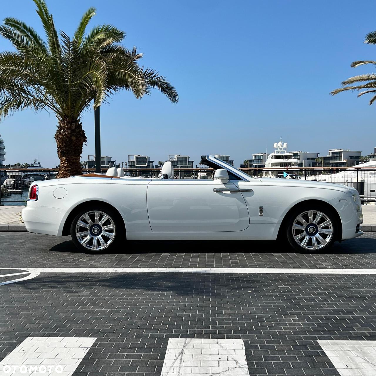 Rolls-Royce Dawn Standard - 22