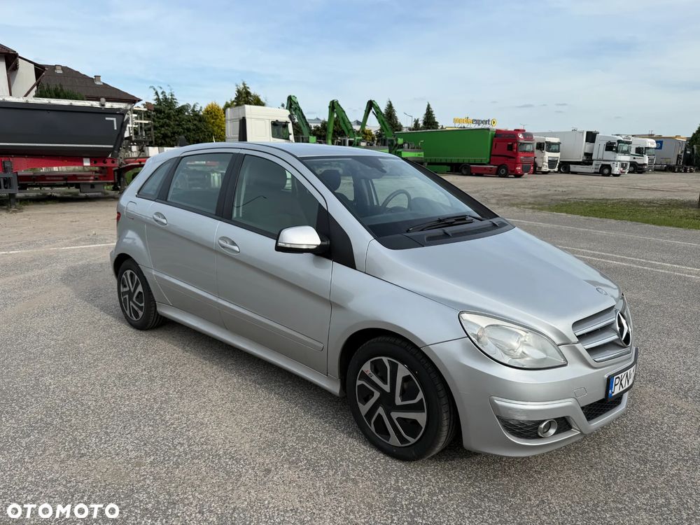 Mercedes-Benz Klasa B 180 CDI Special Edition - 10