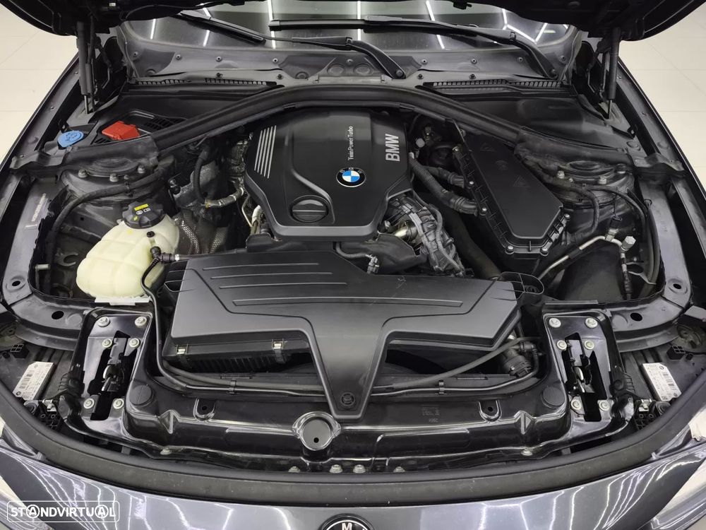 BMW 318 d Line Sport - 14