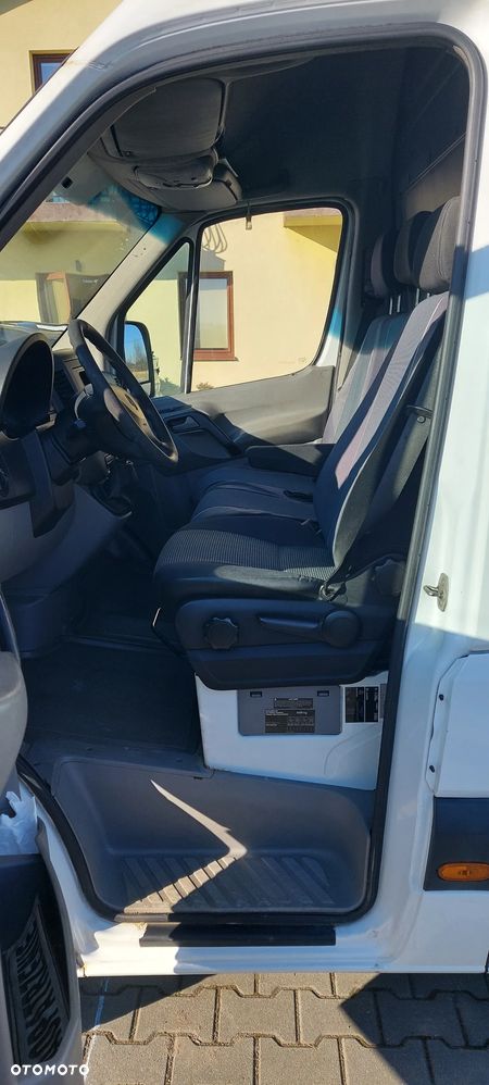 Mercedes-Benz Sprinter - 8