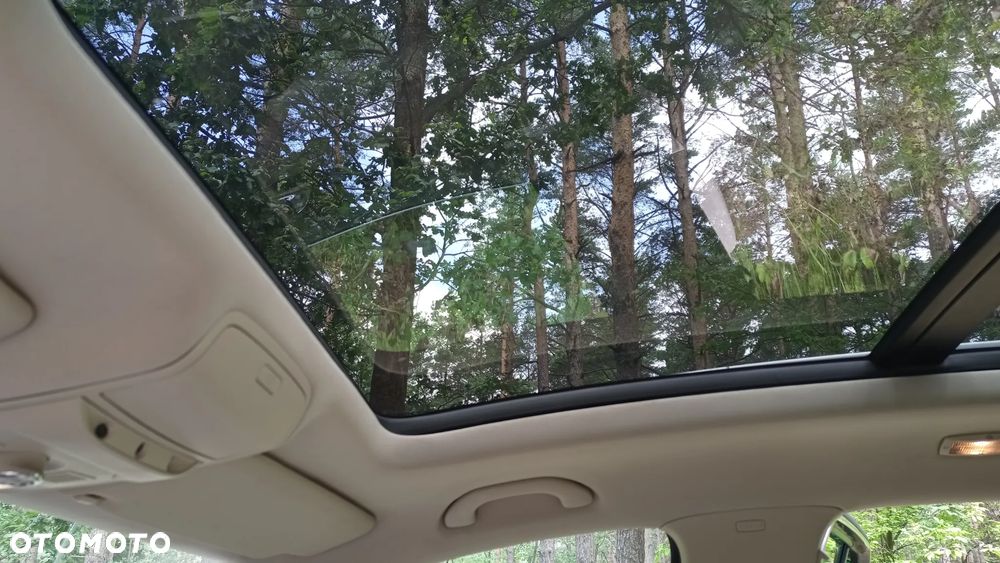 Volkswagen Tiguan - 4