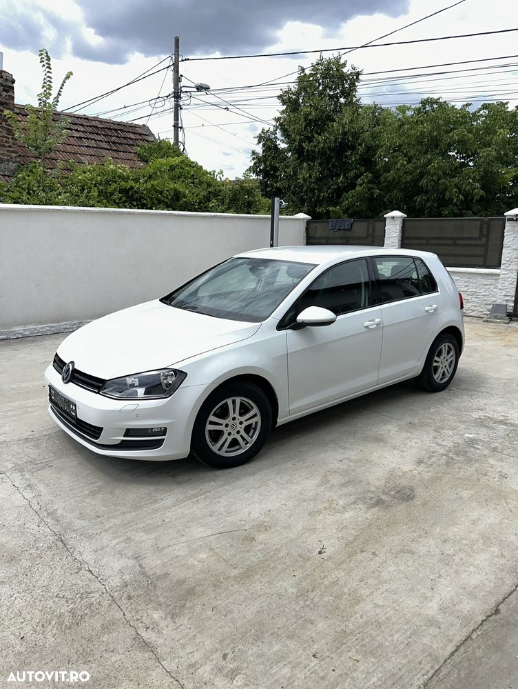 Volkswagen Golf 1.6 TDI DPF BlueMotion - 4