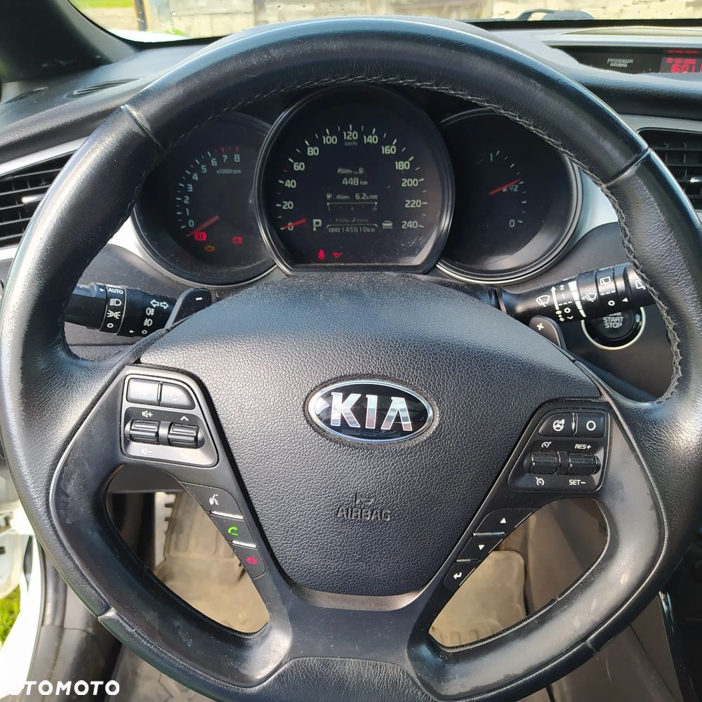 Kia Ceed 1.6 GDI DCT Spirit - 12
