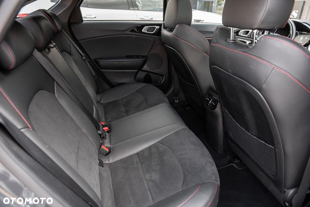 Kia ProCeed 1.6 T-GDI DCT7 OPF GT - 37