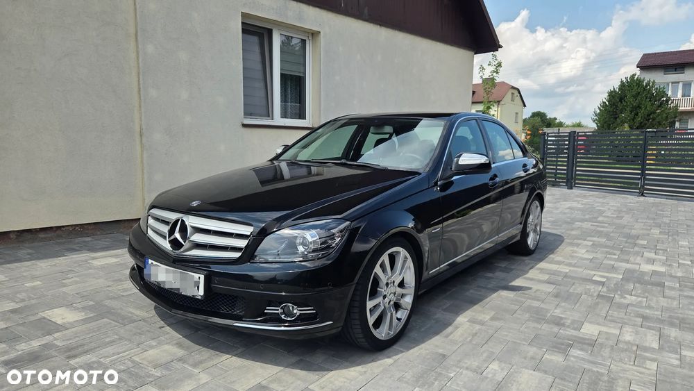 Mercedes-Benz C-Class 2007 photo 2