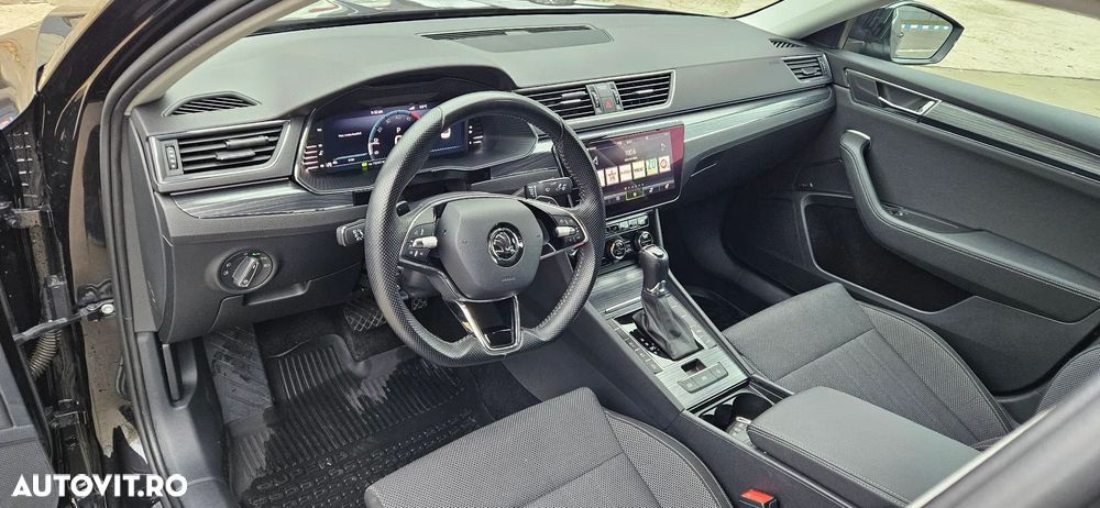 Skoda Superb 2.0 TDI 4X4 DSG Style - 2